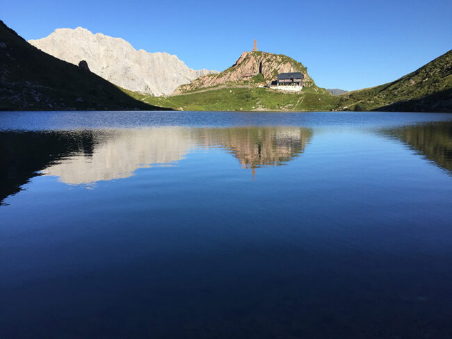 01-Paolo-Imoli-l-lago-di-Volaia-ai-confini-con-lAustria-salendo-sul-Monte-Coglians