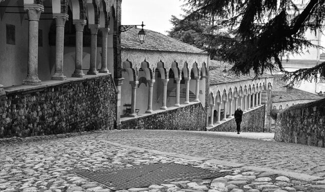 1-Mario-Marcolina-Paziente-solitudine